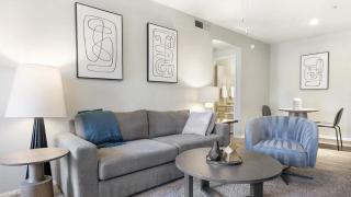 Landing Modern Apartment with Amazing Amenities (ID1402X113) - 0