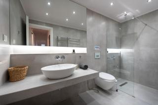 Modern Family Apartment w/Balcony near Acropolis - Athens - 8