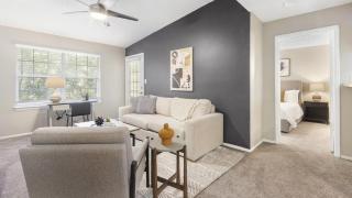 Landing Modern Apartment with Amazing Amenities (ID1009X955) - 0