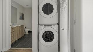 Landing Modern Apartment with Amazing Amenities (ID1398X849) - 3