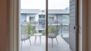 Landing Modern Apartment with Amazing Amenities (ID7452X24) - 1