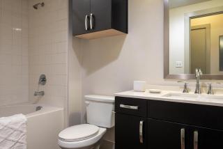 Landing Modern Apartment with Amazing Amenities (ID4423X39) - 1