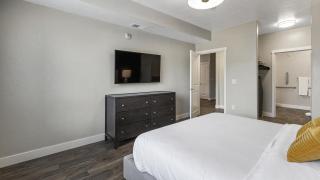Landing Modern Apartment with Amazing Amenities (ID4626X4) - 3