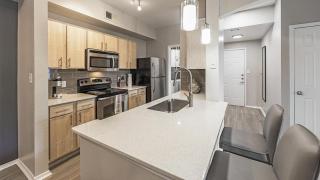 Landing Modern Apartment with Amazing Amenities (ID3322X64) - 3