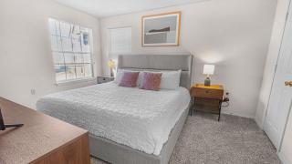 Landing Modern Apartment with Amazing Amenities (ID6372X76) - 4