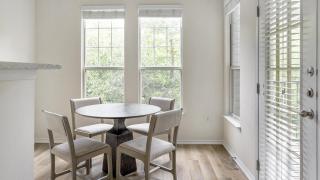 Landing Modern Apartment with Amazing Amenities (ID1371X699) - 3