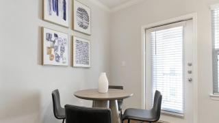 Landing Modern Apartment with Amazing Amenities (ID1215X107) - 8