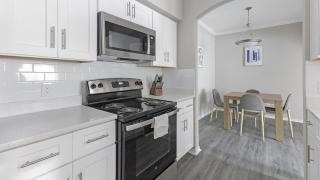 Landing Modern Apartment with Amazing Amenities (ID3078X18) - 1