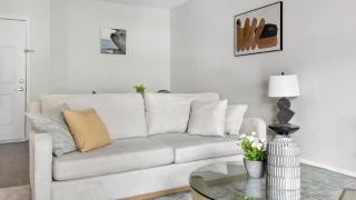 Landing Modern Apartment with Amazing Amenities (ID4123X24) - 8