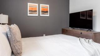 Landing Modern Apartment with Amazing Amenities (ID8153X74) - 3