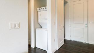 Landing Modern Apartment with Amazing Amenities (ID3724) - 2