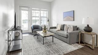Landing Modern Apartment with Amazing Amenities (ID1384X699) - 9