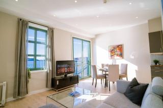Seafront Apt. with Elevator and French Balcony - Bergen - 3