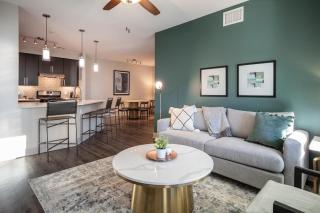 Landing Modern Apartment with Amazing Amenities (ID1779X54) - 0