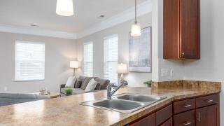 Landing Modern Apartment with Amazing Amenities (ID7606X42) - Columbus - 7