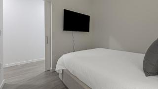 Landing Modern Apartment with Amazing Amenities (ID5061X56) - 3