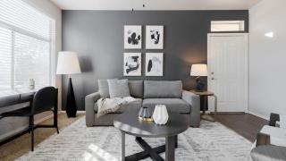 Landing Modern Apartment with Amazing Amenities (ID8102X91) - 0