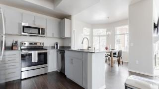 Landing Modern Apartment with Amazing Amenities (ID8102X91) - 5