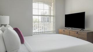 Landing Modern Apartment with Amazing Amenities (ID8629X70) - 2