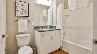 Landing Modern Apartment with Amazing Amenities (ID8028X41) - 8