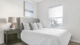 Landing Modern Apartment with Amazing Amenities (ID5753X83) - 1