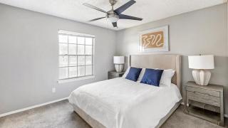 Landing Modern Apartment with Amazing Amenities (ID4301X28) - 2