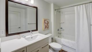 Landing Modern Apartment with Amazing Amenities (ID6775X80) - 2