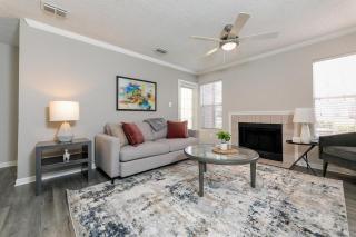 Landing Modern Apartment with Amazing Amenities (ID6155) - 0