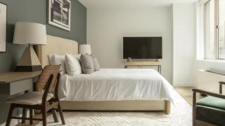 Landing Modern Apartment with Amazing Amenities (ID2762X05) - 0