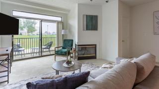 Landing Modern Apartment with Amazing Amenities (ID7433X30) - 6