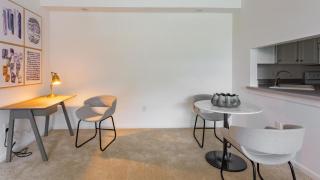 Landing Modern Apartment with Amazing Amenities (ID7433X30) - 4