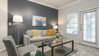Landing Modern Apartment with Amazing Amenities (ID2104) - 0
