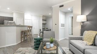 Landing Modern Apartment with Amazing Amenities (ID2104) - 1