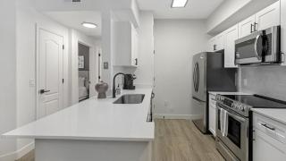Landing Modern Apartment with Amazing Amenities (ID9845X31) - 5