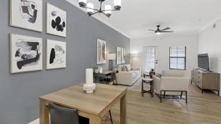 Landing Modern Apartment with Amazing Amenities (ID9845X31) - 1