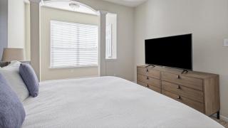 Landing Modern Apartment with Amazing Amenities (ID4771X00) - 2