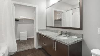 Landing Modern Apartment with Amazing Amenities (ID1368X501) - 1