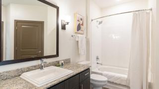 Landing Modern Apartment with Amazing Amenities (ID8060X85) - 2