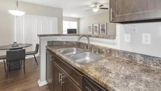 Landing Modern Apartment with Amazing Amenities (ID1173X717) - Memphis - 8