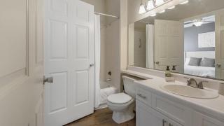 Landing Modern Apartment with Amazing Amenities (ID1173X717) - Memphis - 1