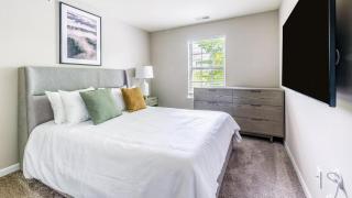 Landing Modern Apartment with Amazing Amenities (ID4377X11) - 3