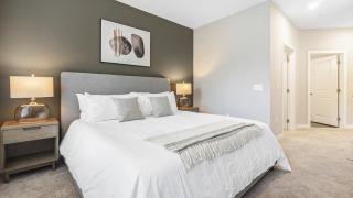 Landing Modern Apartment with Amazing Amenities (ID8082X78) - 3