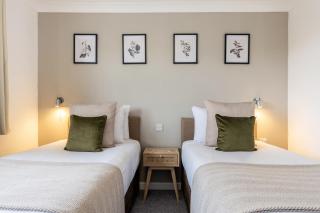 Inn For All Seasons - Redruth - 1