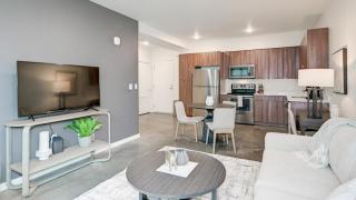 Landing Modern Apartment with Amazing Amenities (ID8493X83) - 8