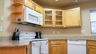 Landing Modern Apartment with Amazing Amenities (ID6551X15) - 3