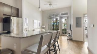 Landing Modern Apartment with Amazing Amenities (ID1019X387) - 3