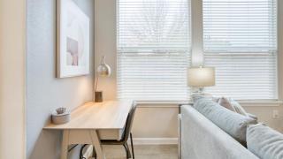 Landing Modern Apartment with Amazing Amenities (ID8303X39) - 0