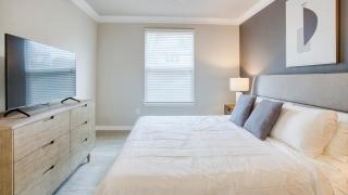 Landing Modern Apartment with Amazing Amenities (ID8303X39) - 5