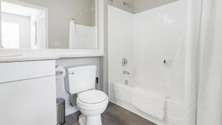 Landing Modern Apartment with Amazing Amenities (ID1170X300) - 3