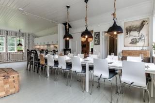 Historic lakeside villa, up to 20 guests - ski, boat - 5